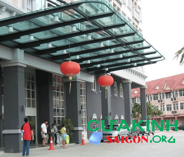 Lắp mái kính giá rẻ tại quận 5 Lắp mái kính giá rẻ tại quận 5
