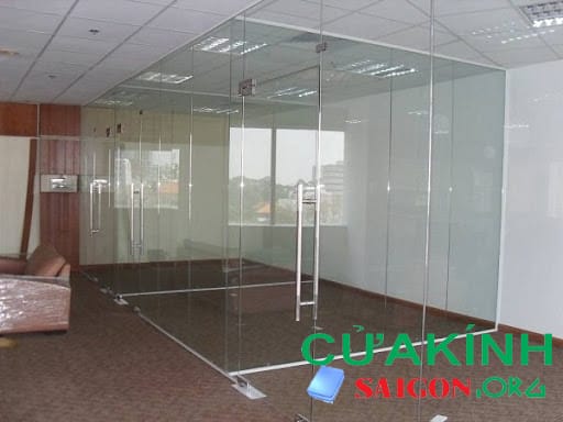 Vách ngăn kính cường lực văn phòng quận 7 Vách ngăn kính cường lực văn phòng quận 7